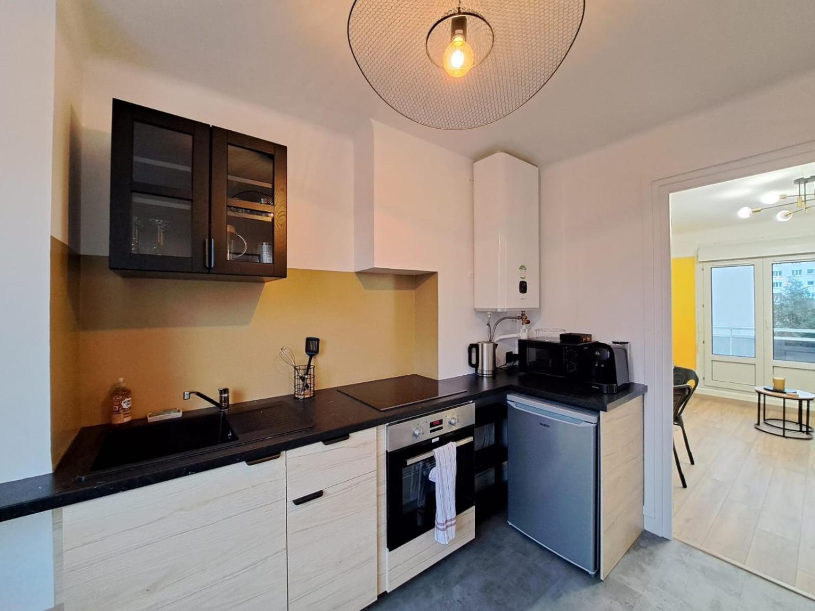 Appartement Cosy Au Coeur De Reims Exterior foto