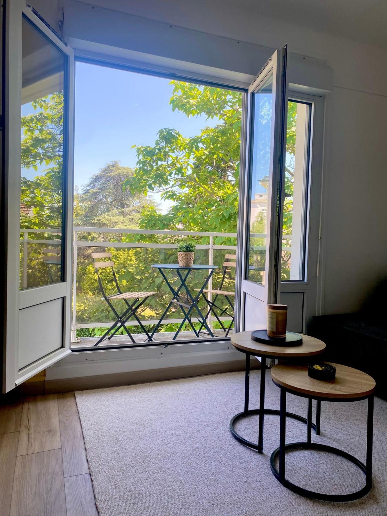 Appartement Cosy Au Coeur De Reims Exterior foto